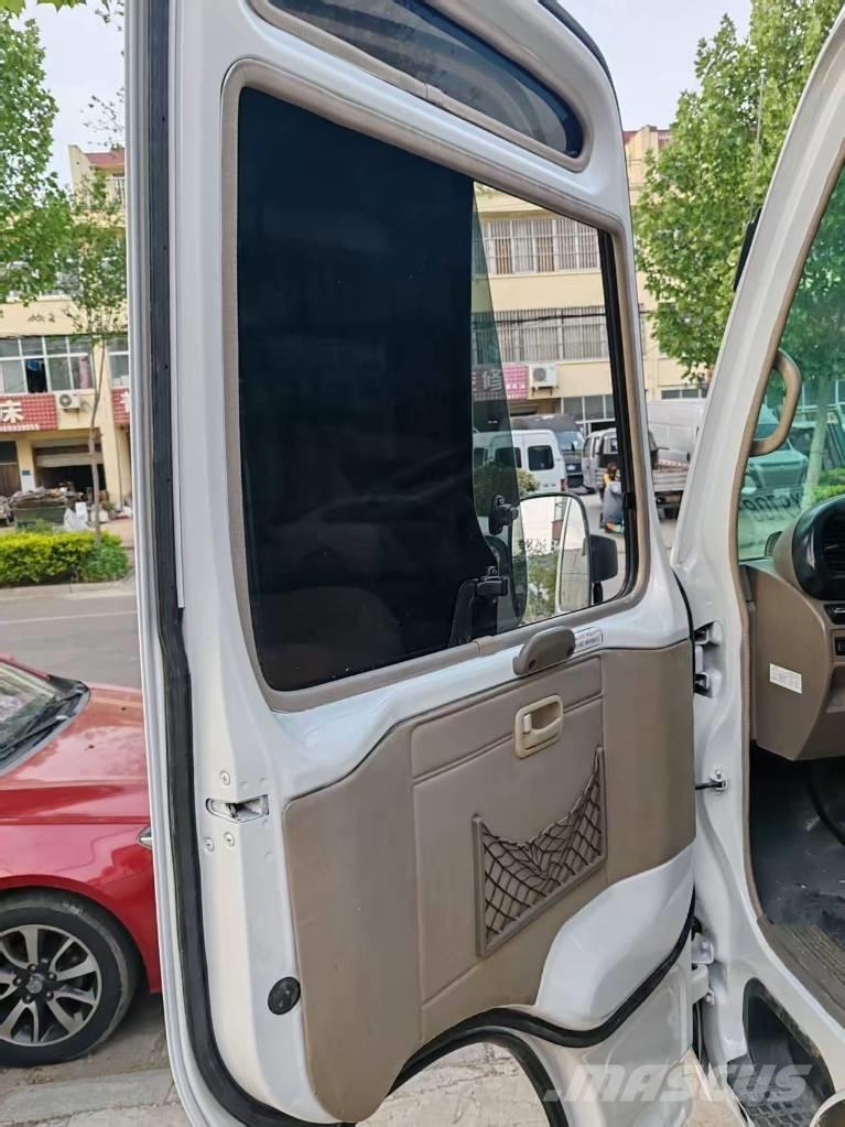 Toyota Coaster Междуградски автобуси