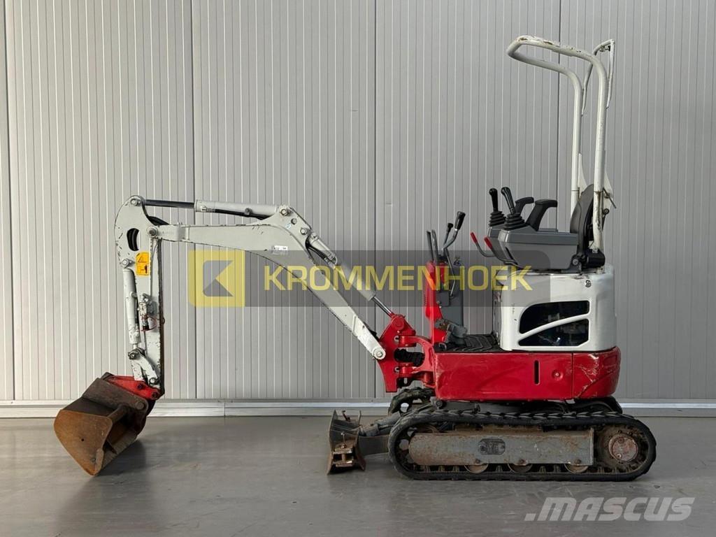 Takeuchi TB 210 R Мини екскаватори < 7 т