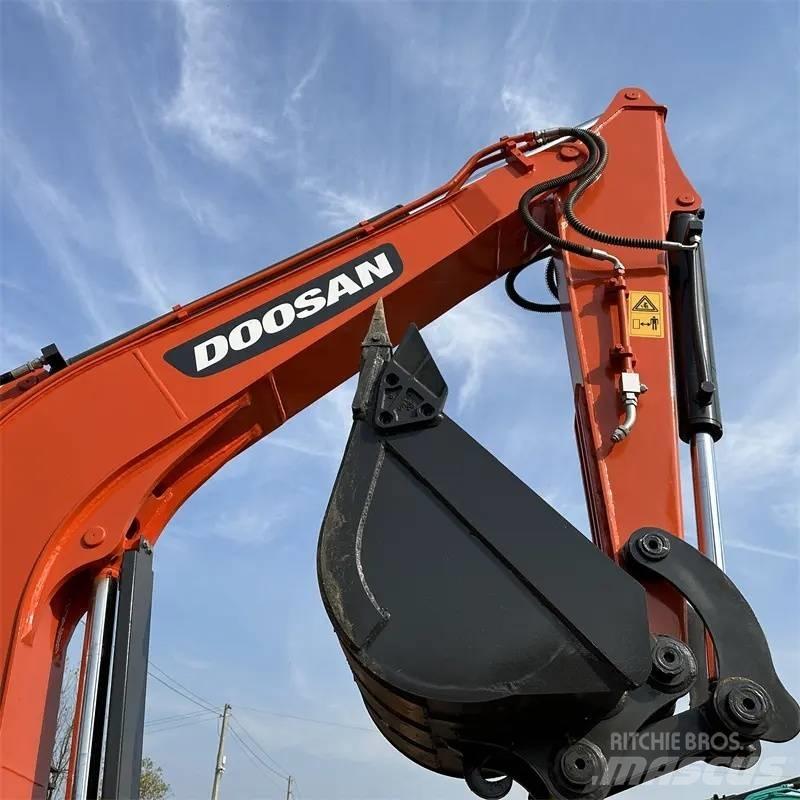 Doosan DX 60 Верижен екскаватор
