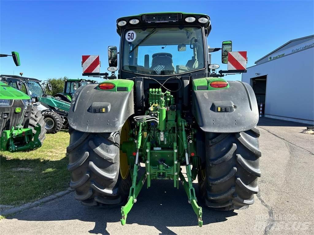 John Deere 6R 250 Трактори