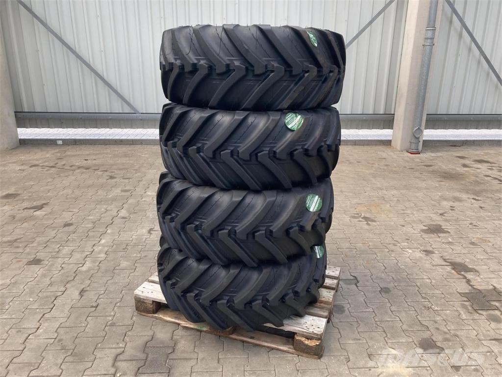 Michelin 400/70R20 Колелета/Гуми