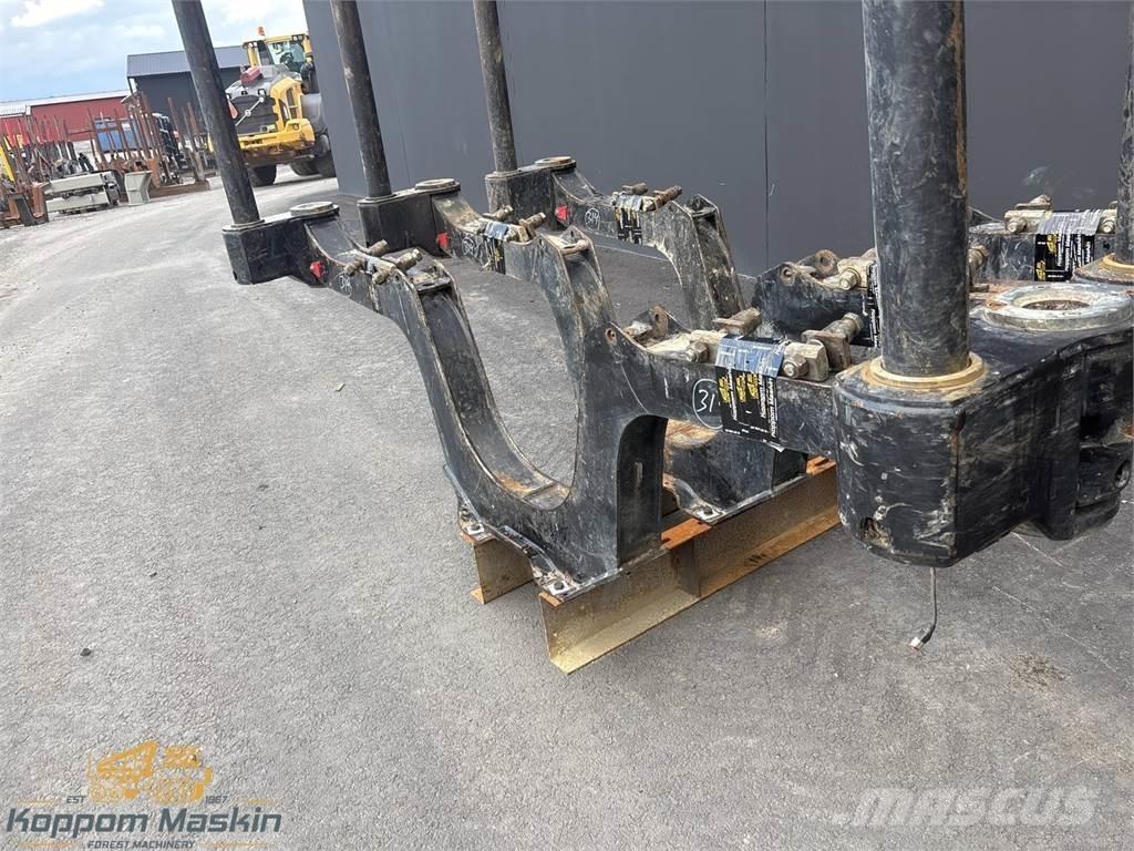 Komatsu 855 Други компоненти