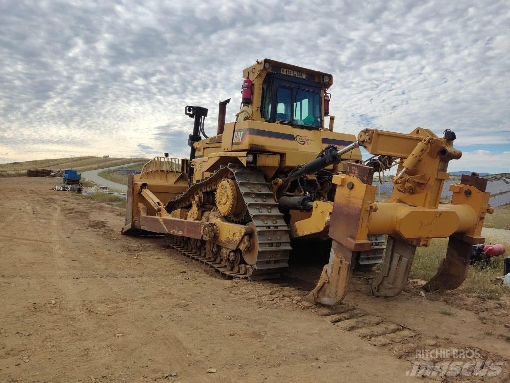 CAT D 9 R Верижни булдозери
