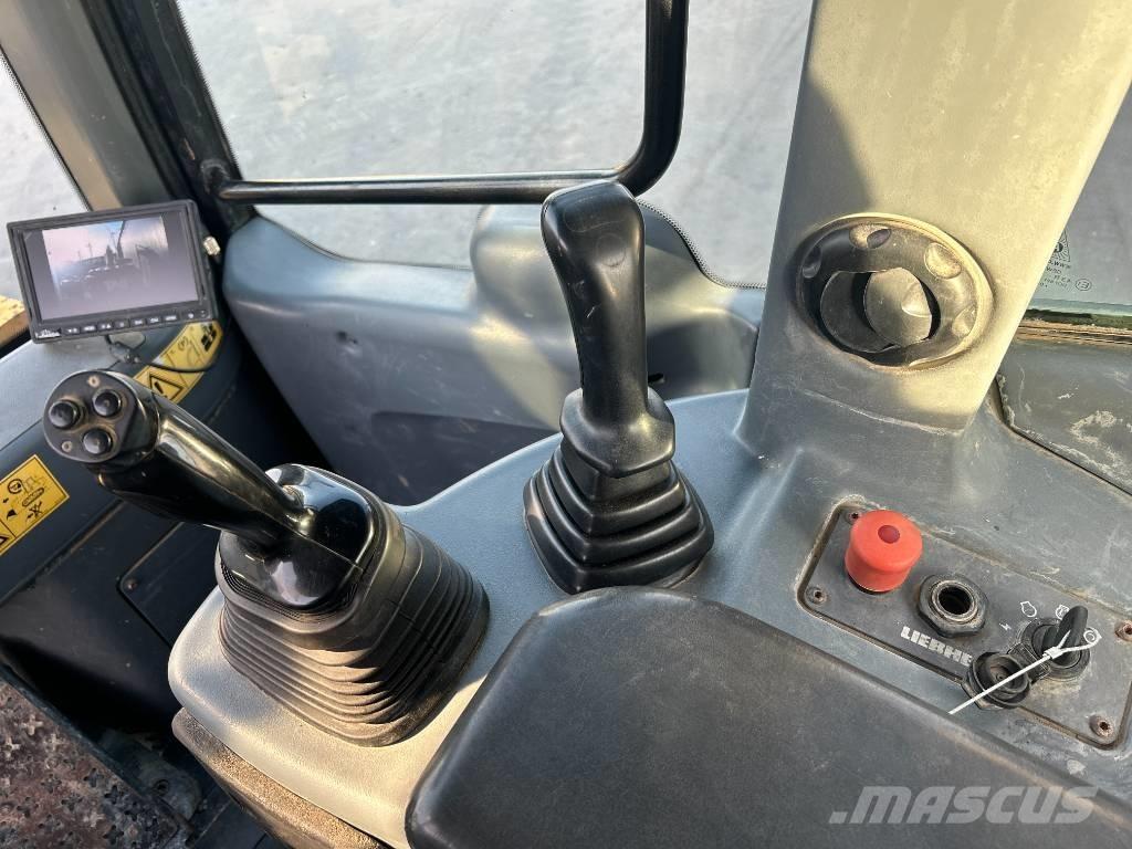 Liebherr LR634 Верижен товарач