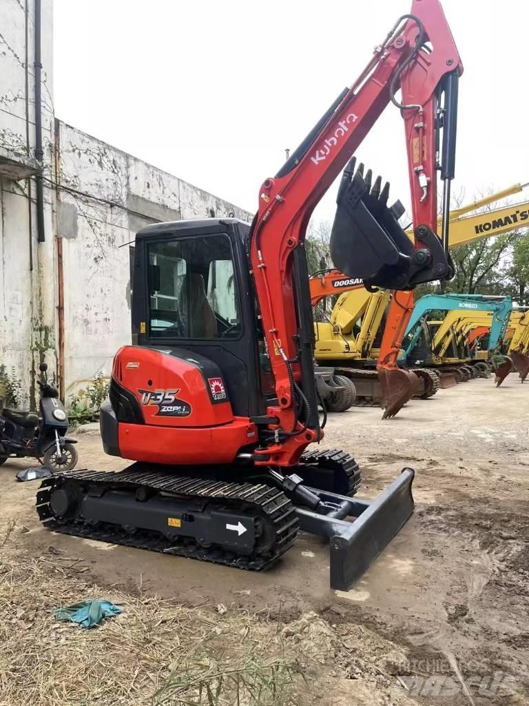 Kubota U35 Мини екскаватори < 7 т