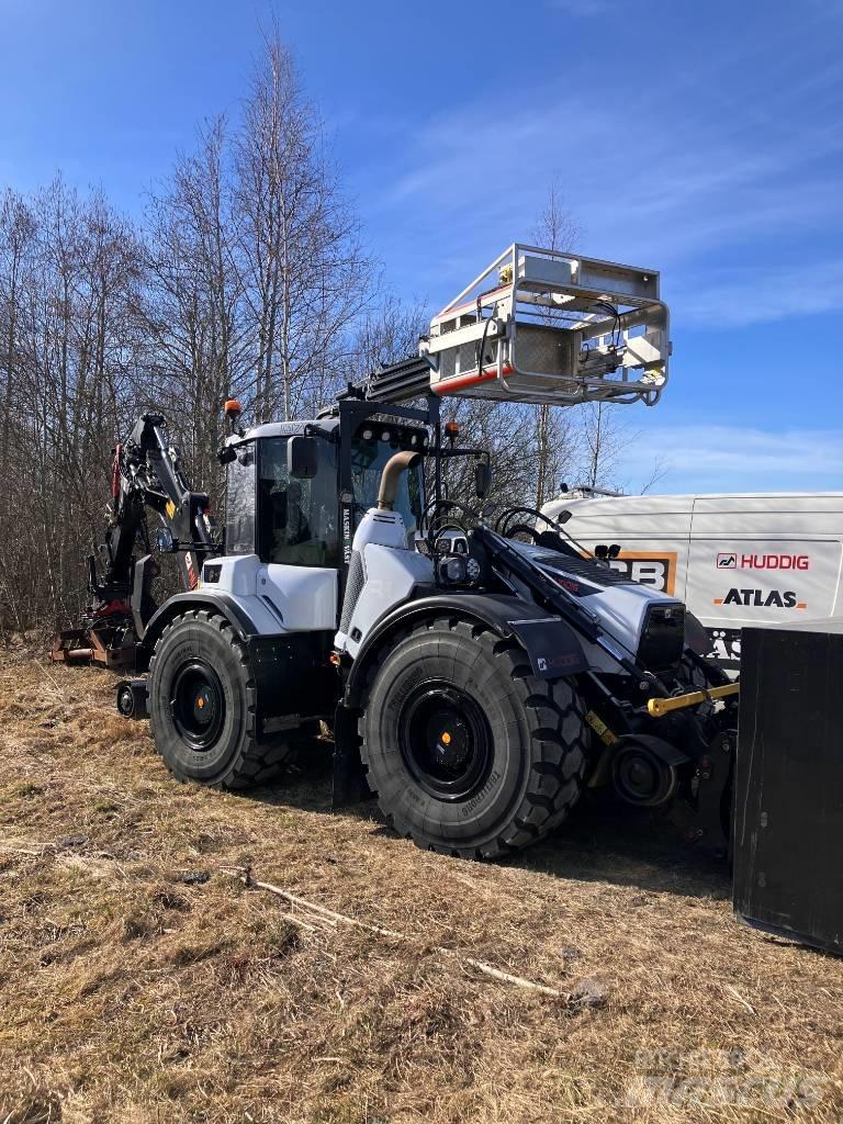 Huddig 1370 T Товарач със заден ексватор