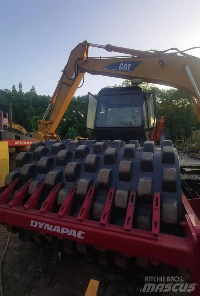 Dynapac CA 30 D Еднобарабанни ролки
