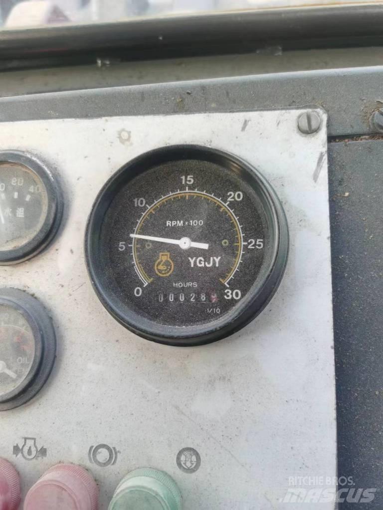 Dynapac CA 30 D Еднобарабанни ролки
