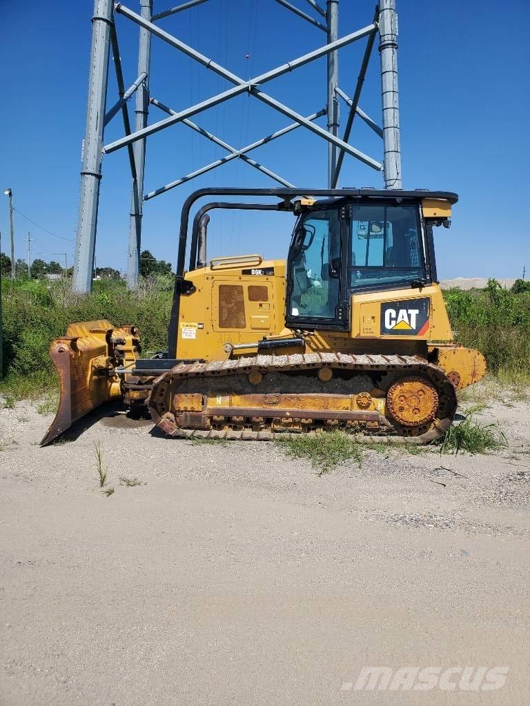 CAT D 6 K 2 LGP Верижни булдозери
