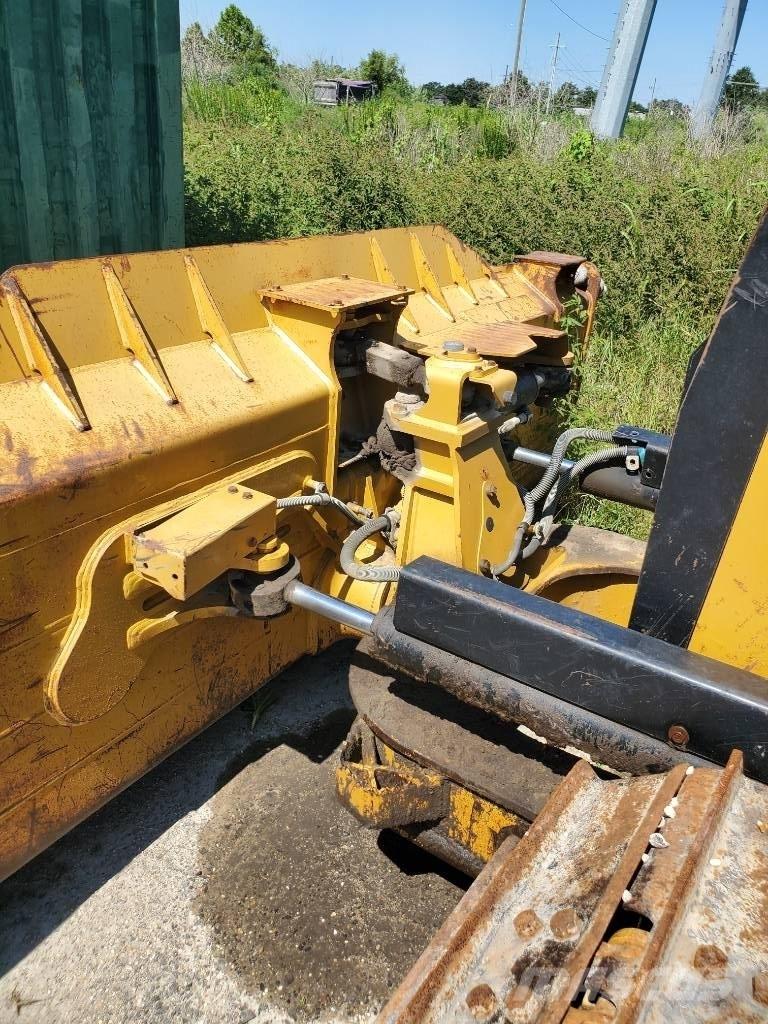 CAT D 6 K 2 LGP Верижни булдозери
