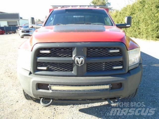 Dodge Ram 5500 Автомобили за пътна помощ