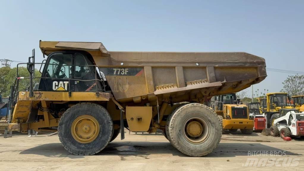 CAT 773 F Твърди самосвали
