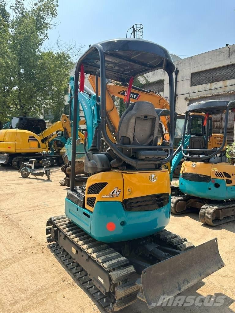 Kubota U15 Верижен екскаватор