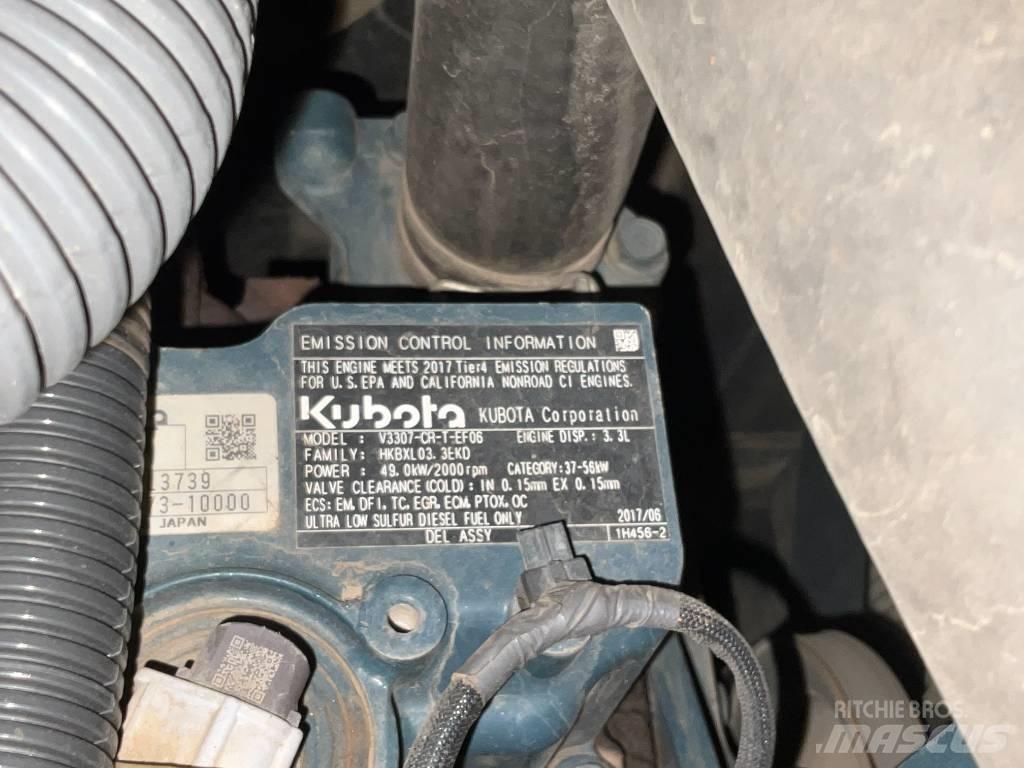 Kubota KX 080-4 A Средни екскаватори 7т - 12т