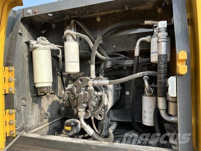 Volvo EC240 Верижен екскаватор