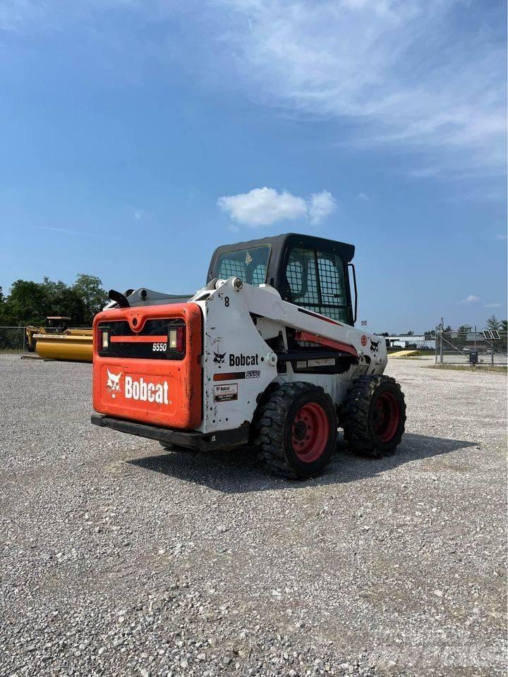 Bobcat S 550 Мини товарачи
