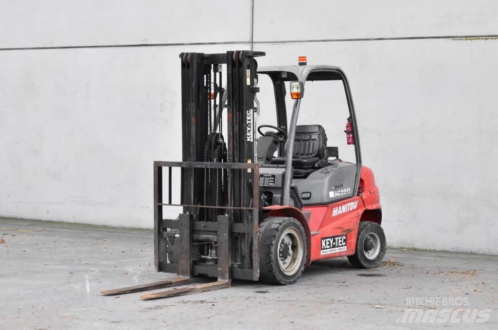 Manitou MI 30 D Дизелови камиони