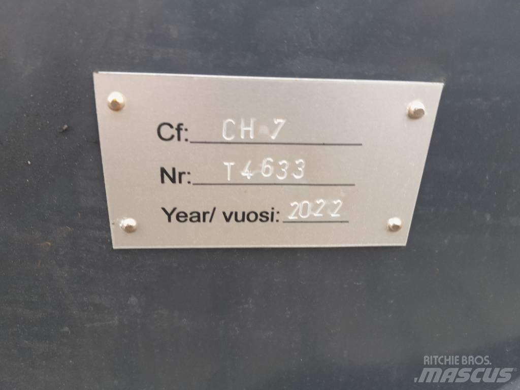 John Deere 1270G Стрели и рамена
