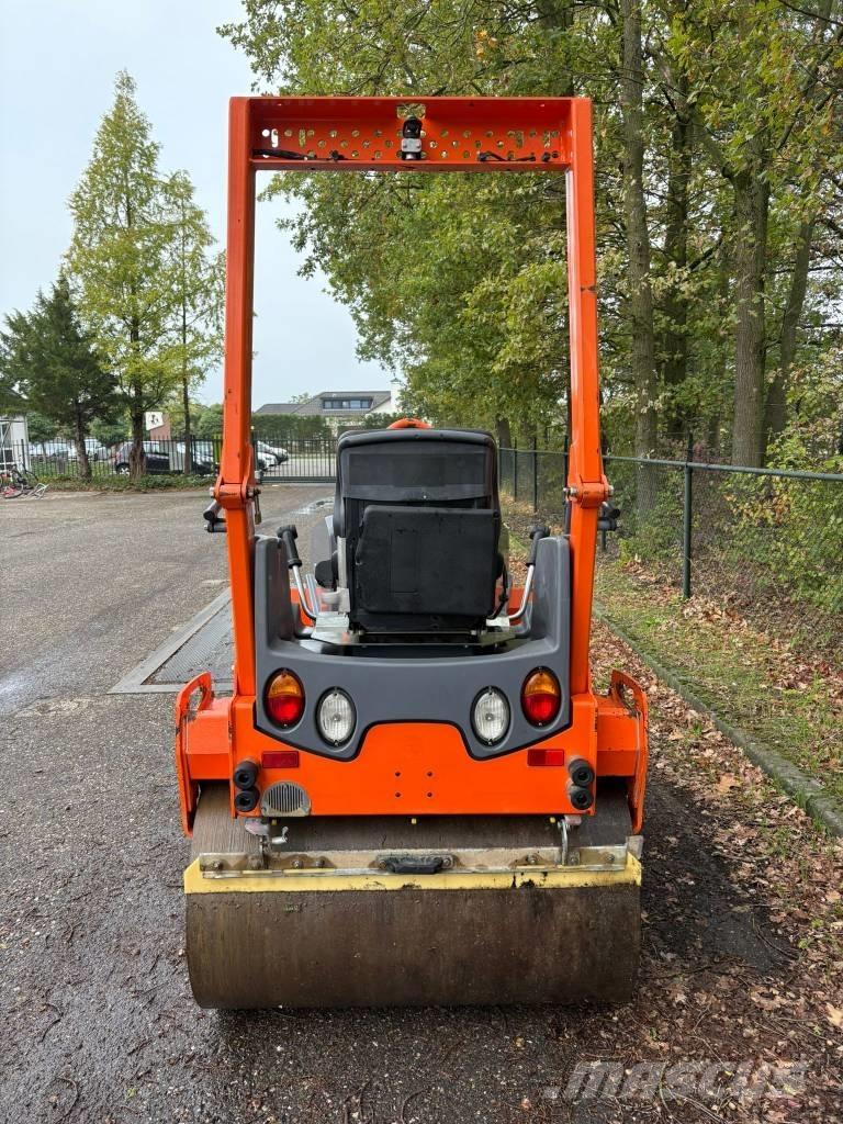 Hamm HD 12 VV Двойни барабанни ролки
