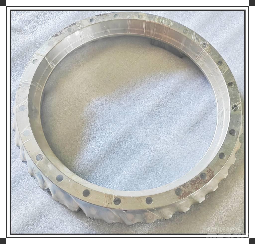 CLAAS Toothed rim Предаване