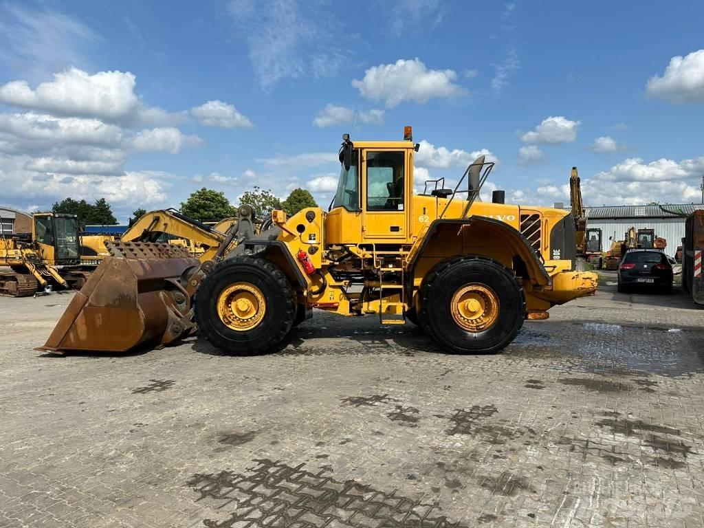 Volvo L180E Колесни товарачи