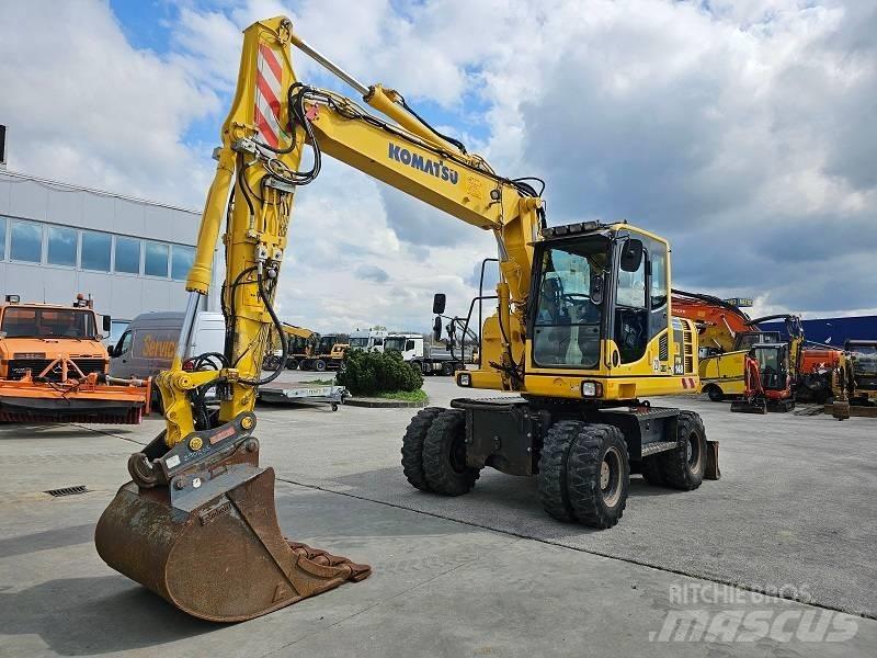 Komatsu PW 148-8 Колесни екскаватори