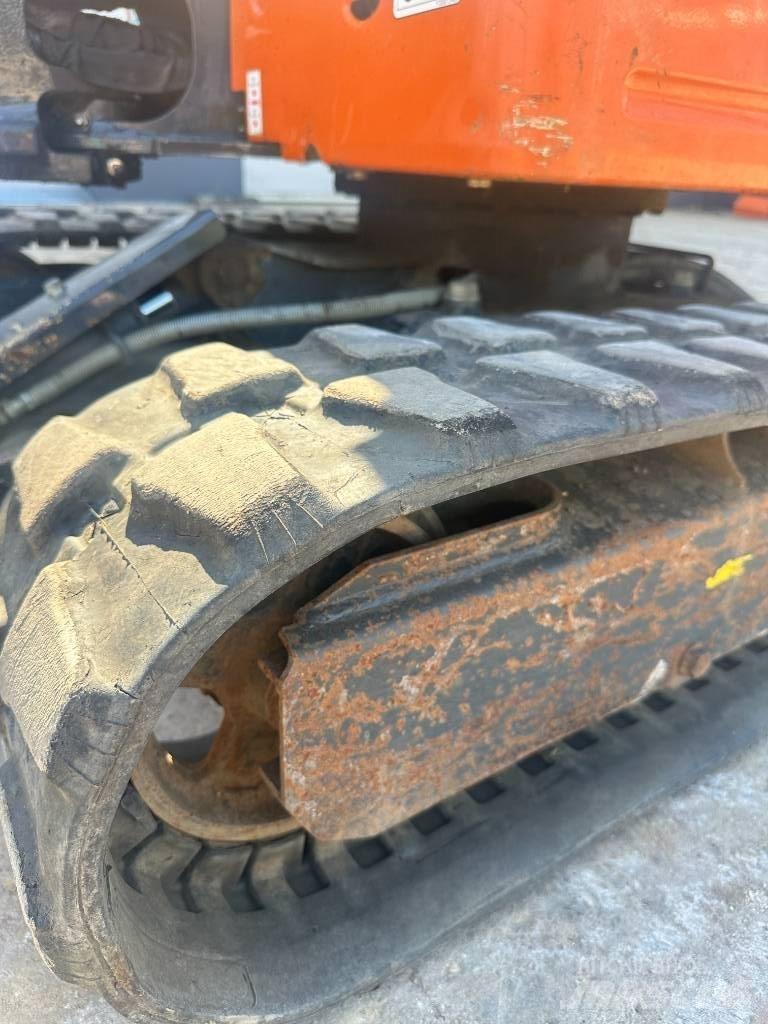 Hitachi ZX 19-6 Мини екскаватори < 7 т