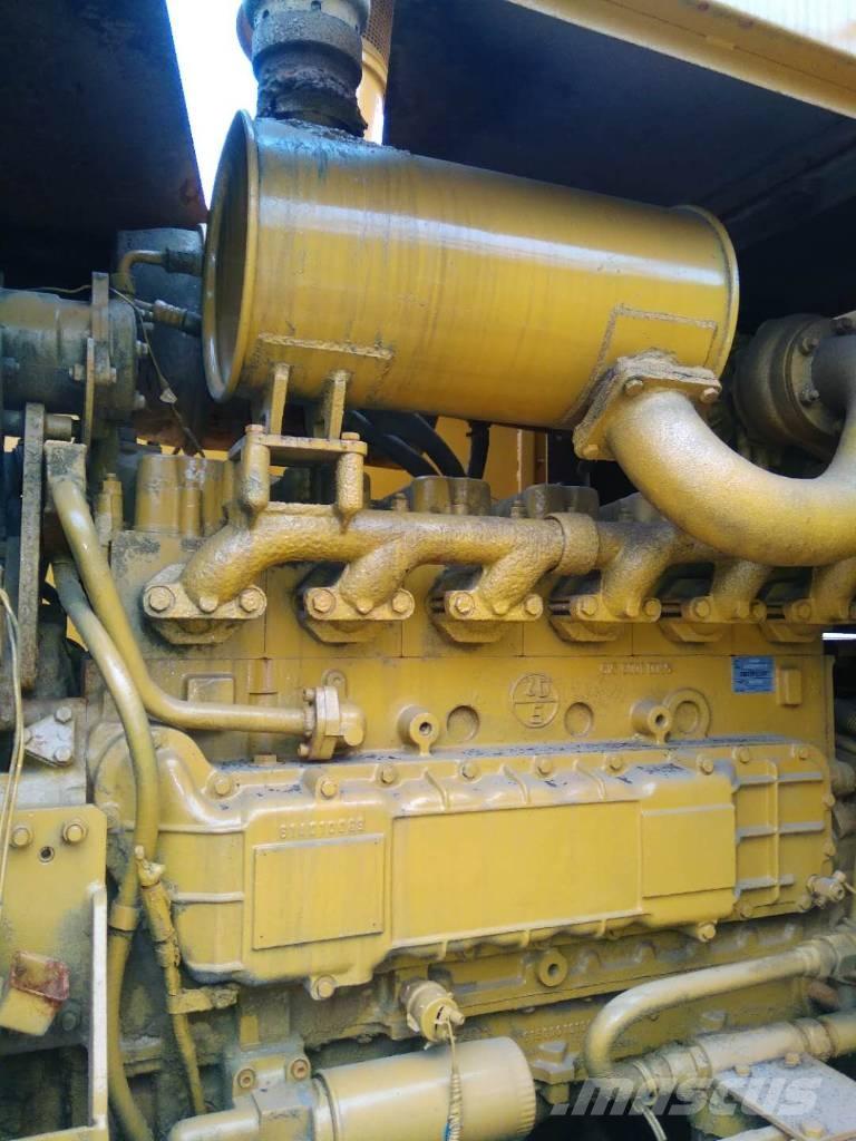CAT 966 F Колесни товарачи