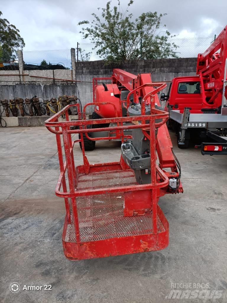 JLG 600 AJ Съчленени стрелови подемници