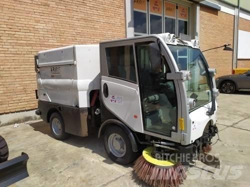 Bucher CC 2020 Автоматични метачки с четки