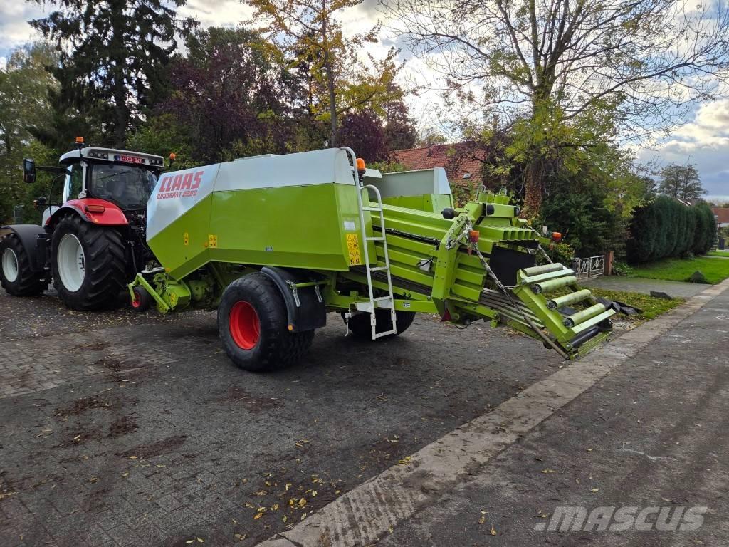 CLAAS Quandrant 2200 Балопреси квадратни
