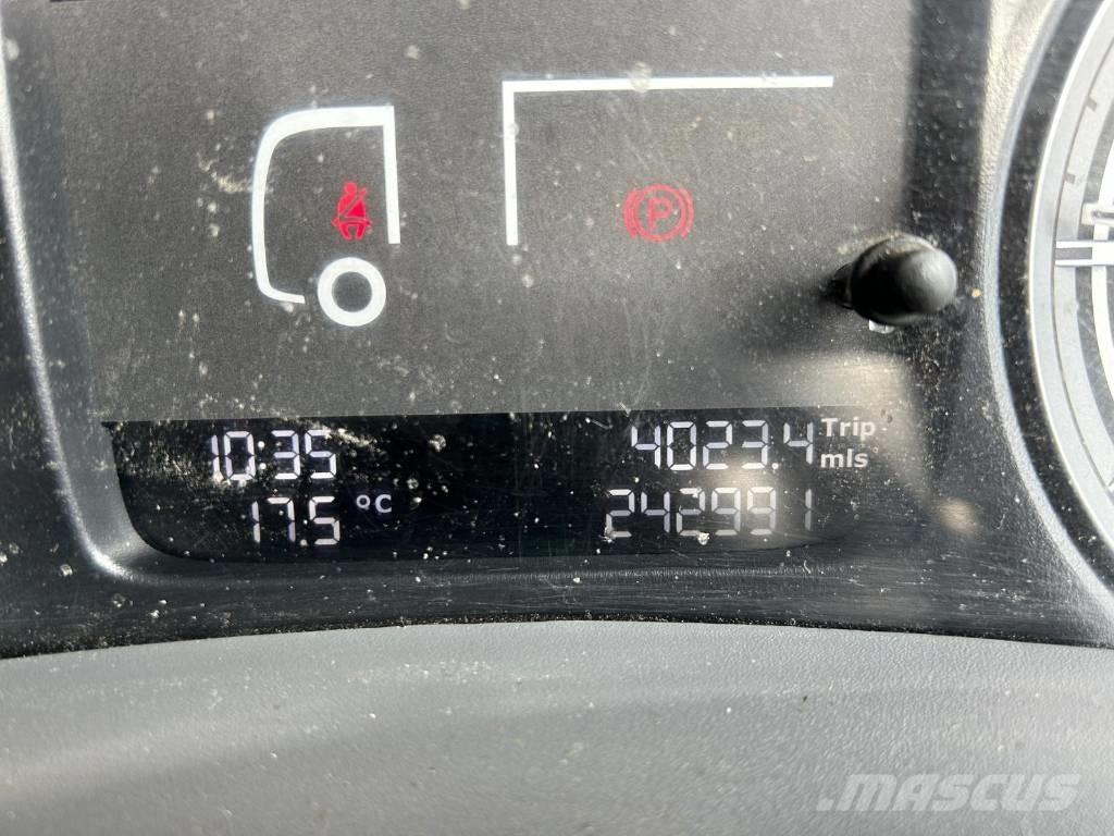 DAF CF 400 Бордови камион / автолебедка