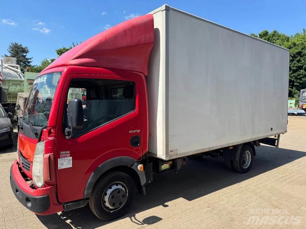 Renault Maxity 130 Други
