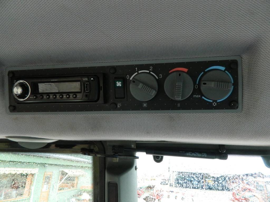 Valtra T 140 Трактори