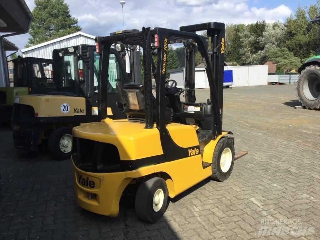 Yale GDP30VX Дизелови камиони