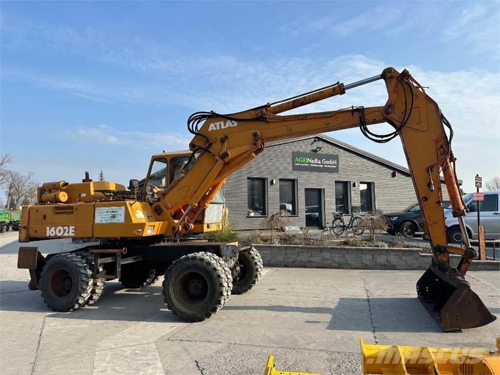 Atlas 1602E Колесни екскаватори