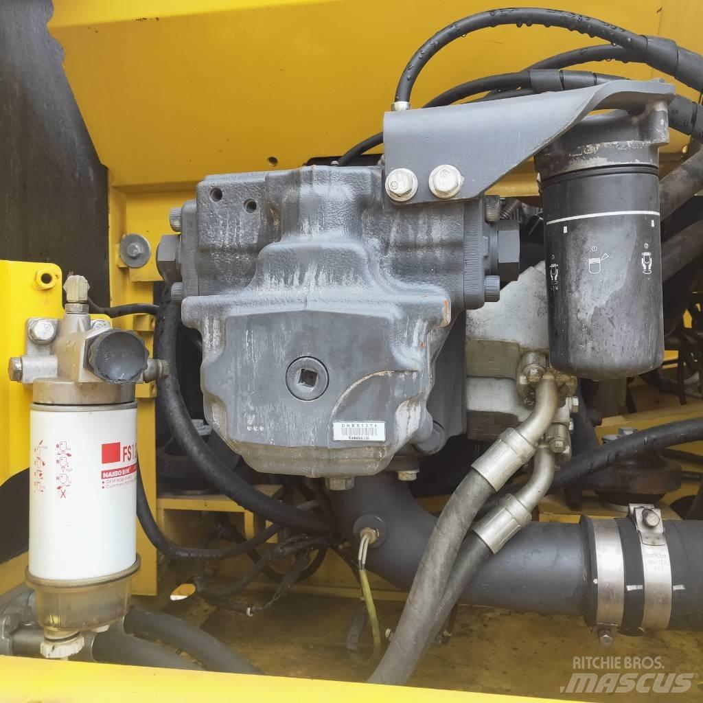 Komatsu PC200-8 Верижен екскаватор