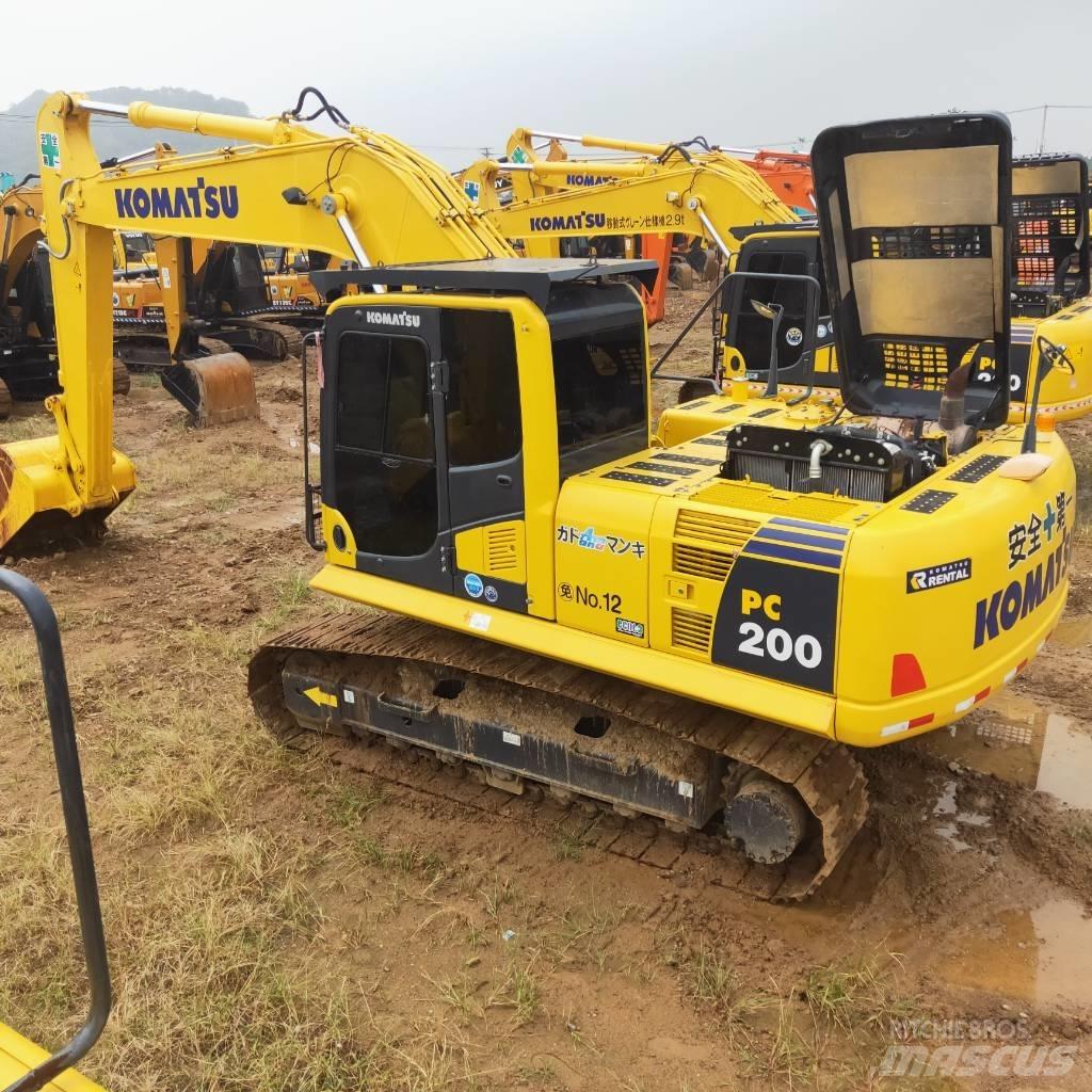 Komatsu PC200-8 Верижен екскаватор