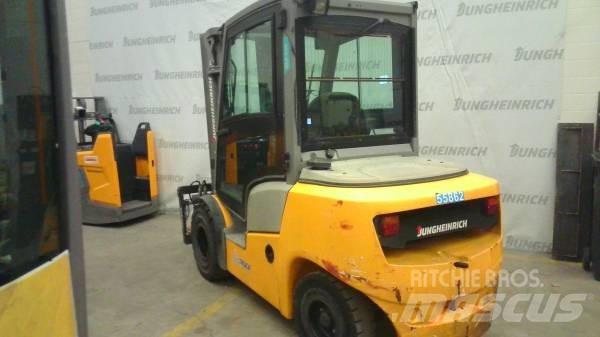 Jungheinrich DFG 430 Дизелови камиони