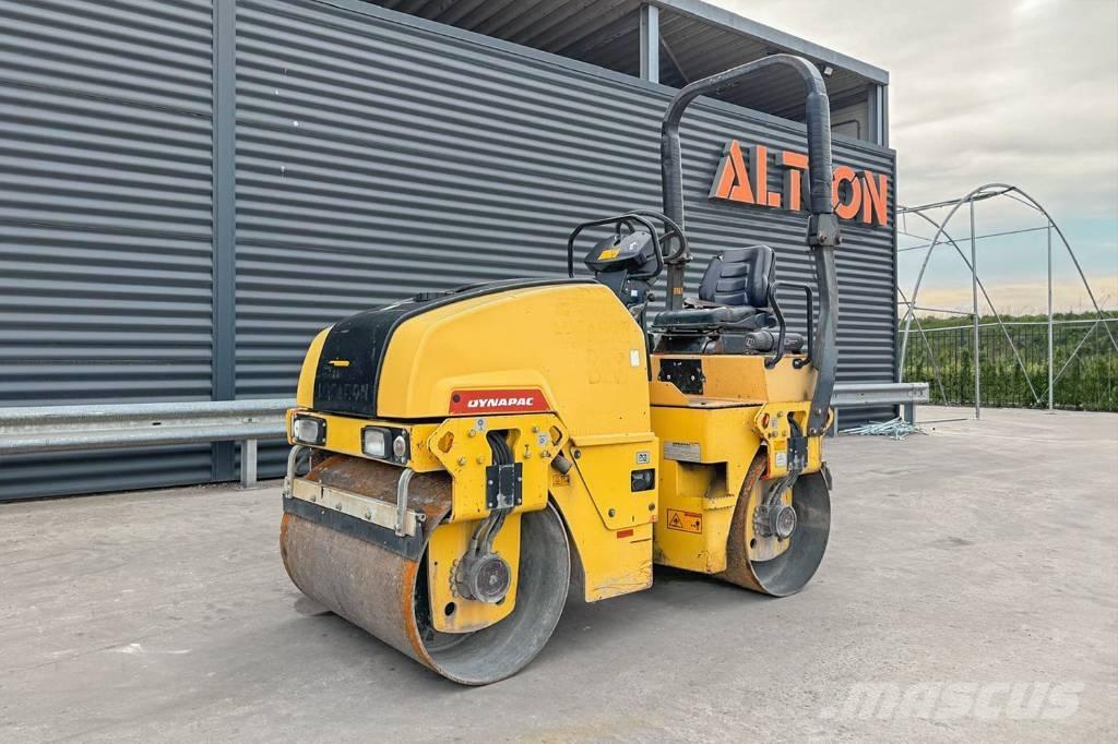 Dynapac CC1100 Двойни барабанни ролки
