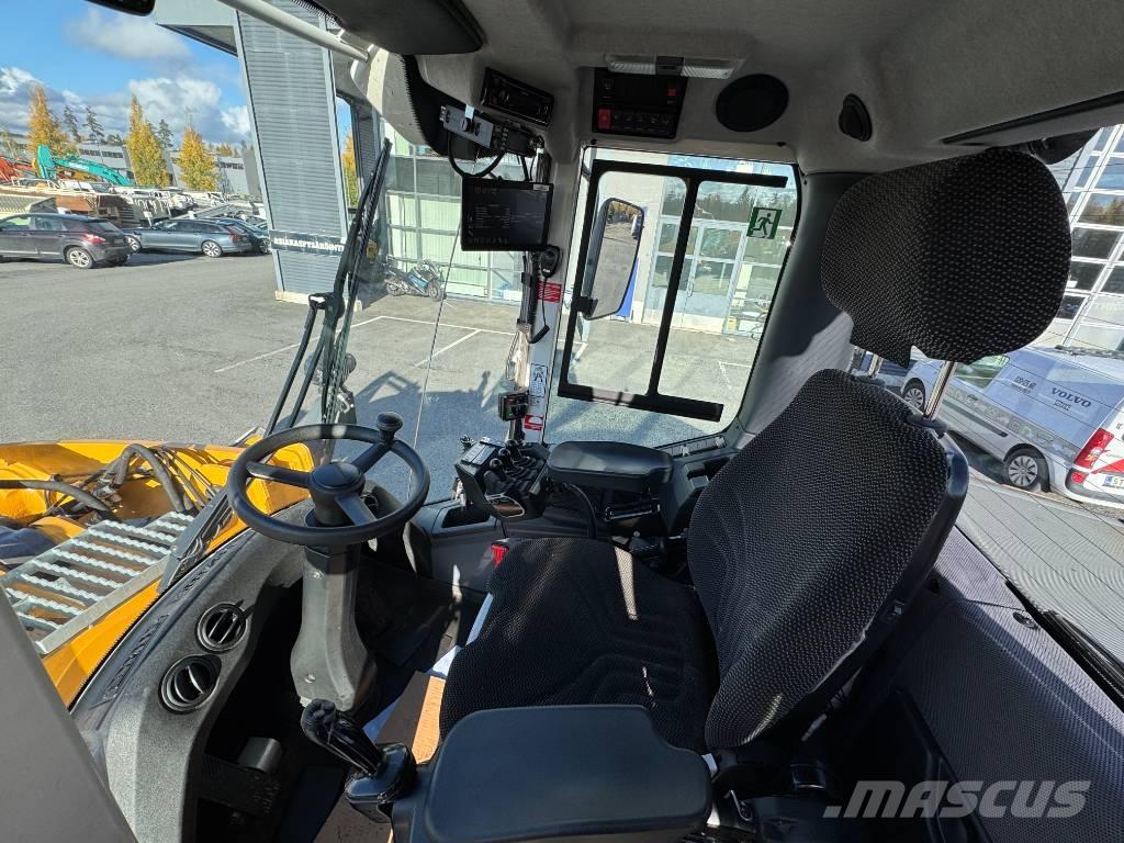 Liebherr L546 Колесни товарачи