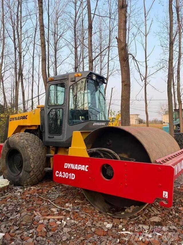 Dynapac CA301 Еднобарабанни ролки
