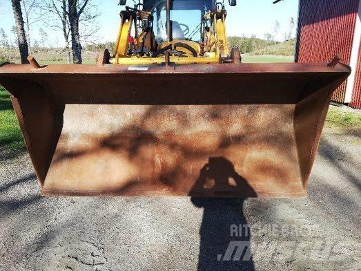 JCB 4 X Колесни товарачи