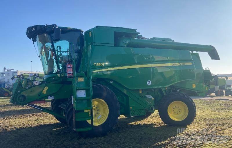 John Deere T 550 i Комбайни