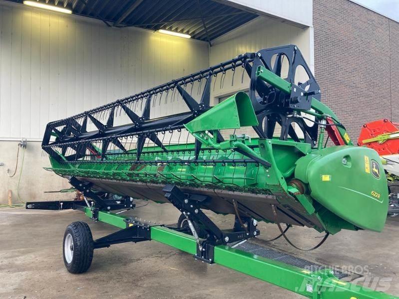 John Deere T 550 i Комбайни