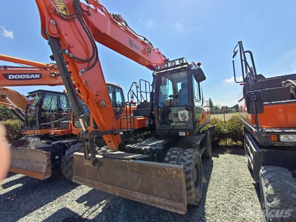 Doosan DX140W-5 Колесни екскаватори
