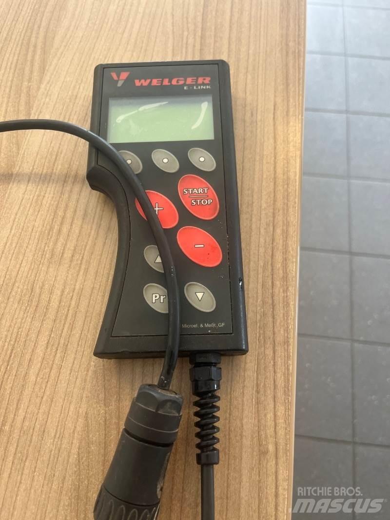 Welger D 6060 Балопреси квадратни
