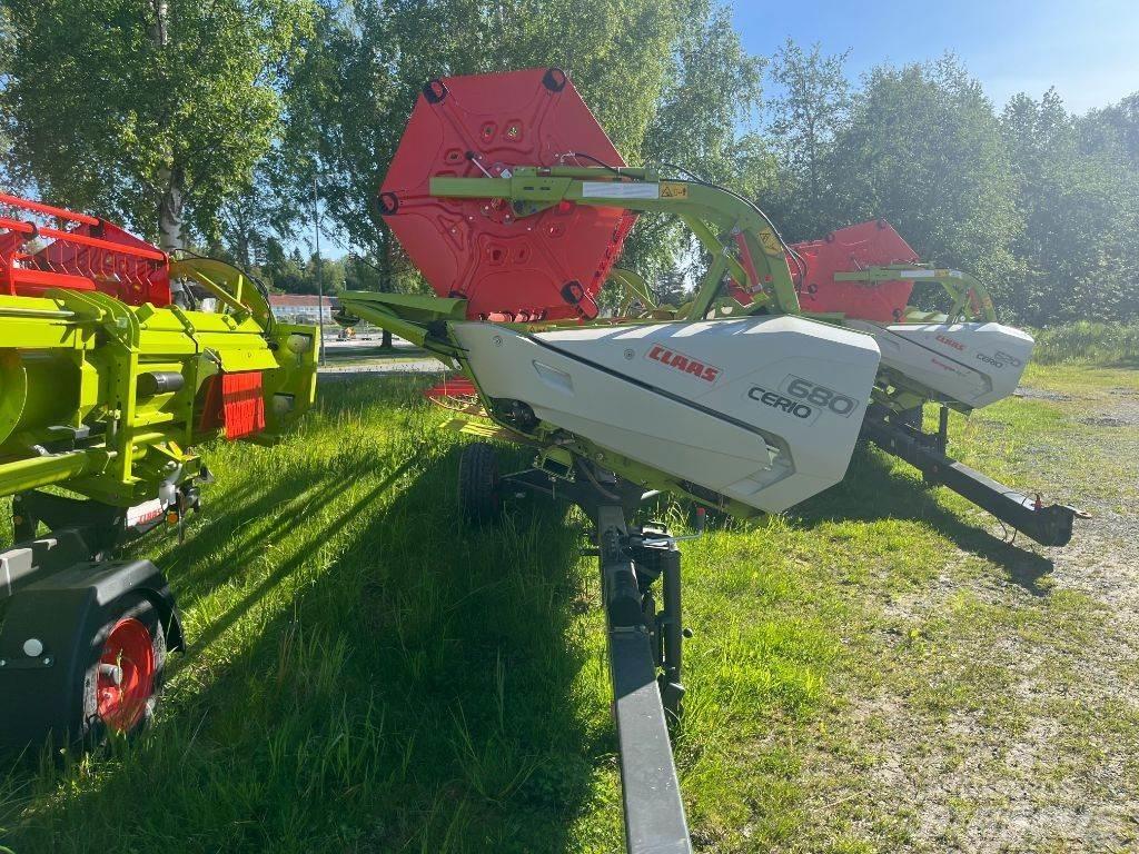 CLAAS Trion Комбайни