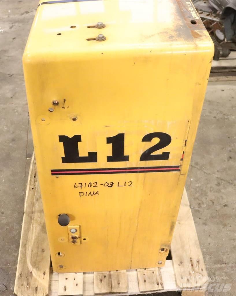 Ljungby L 12 Кабина