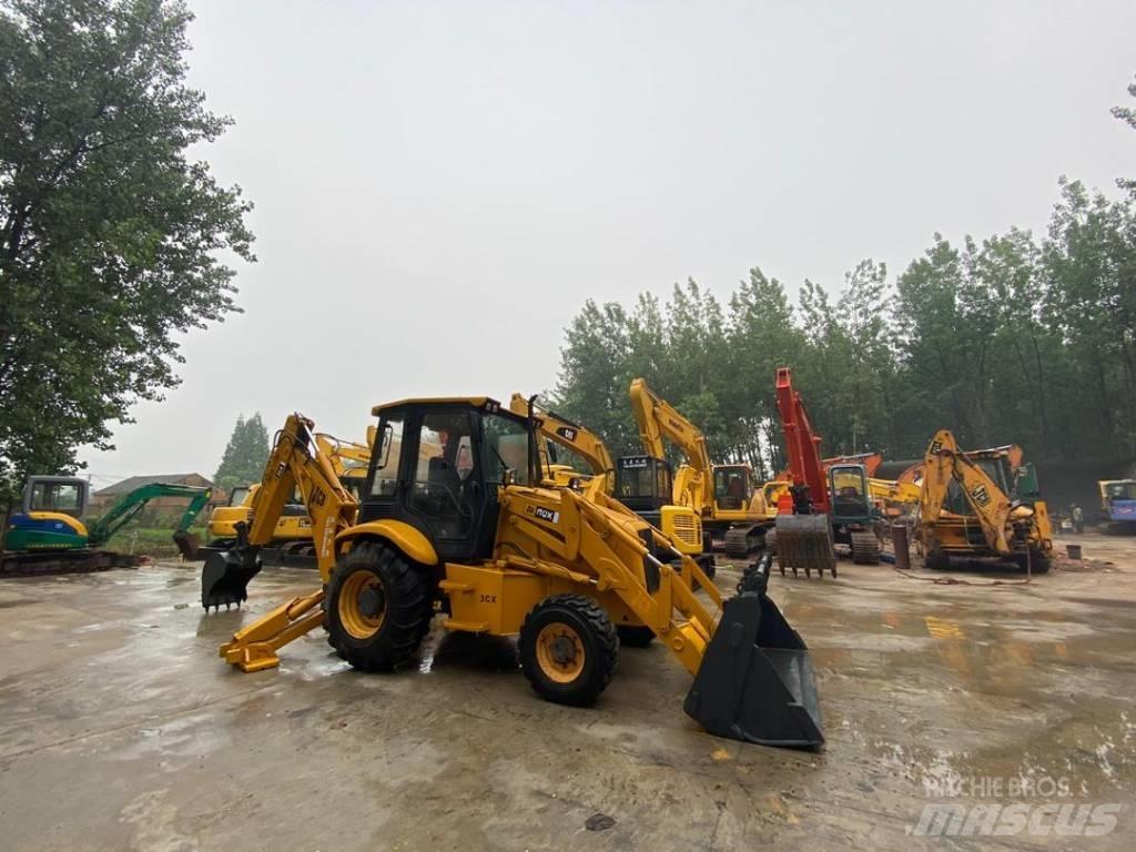 JCB 3 CX Товарач със заден ексватор